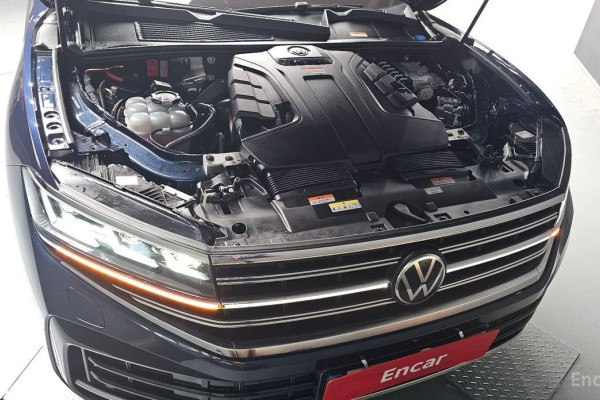 2024 Volkswagen Touareg с пробегом 29 501 км