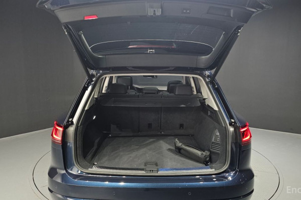 2024 Volkswagen Touareg с пробегом 29 501 км