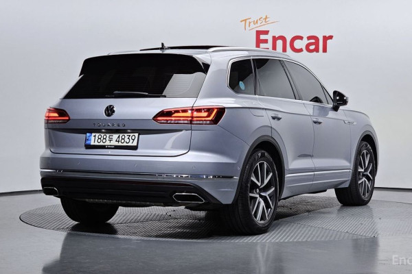 2020 Volkswagen Touareg с пробегом 111 986 км