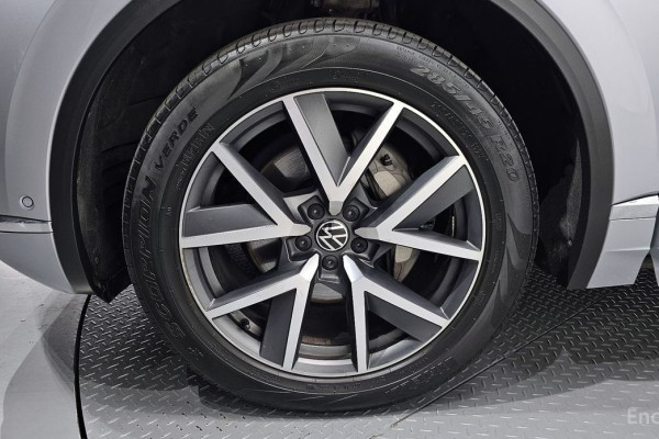 2020 Volkswagen Touareg с пробегом 111 986 км