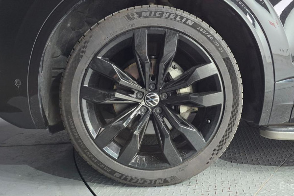 2023 Volkswagen Touareg с пробегом 43 755 км