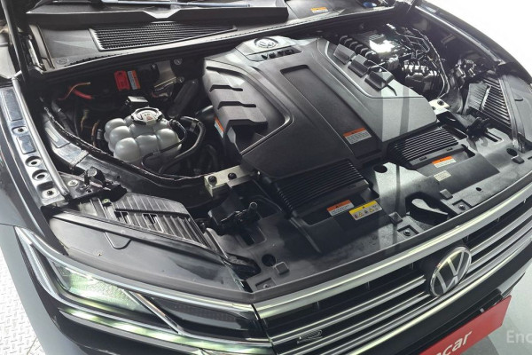 2023 Volkswagen Touareg с пробегом 43 755 км