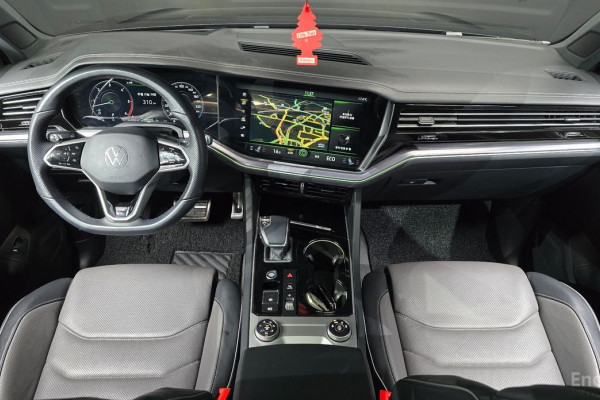 2023 Volkswagen Touareg с пробегом 43 755 км