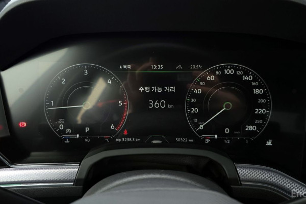 2023 Volkswagen Touareg с пробегом 50 322 км