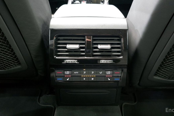 2023 Volkswagen Touareg с пробегом 50 322 км