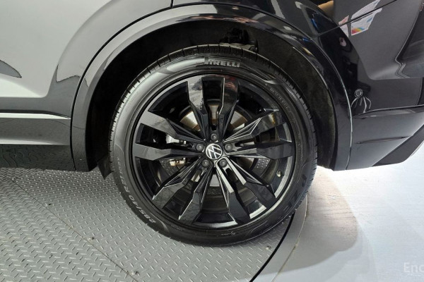 2023 Volkswagen Touareg с пробегом 50 322 км