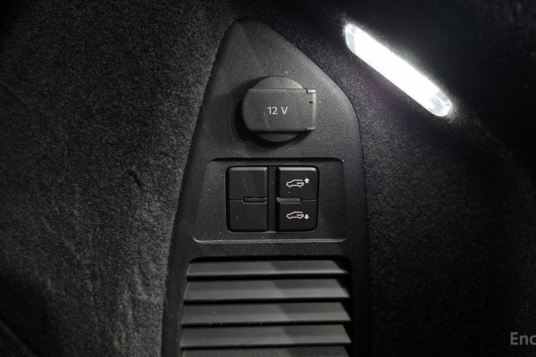 2023 Volkswagen Touareg с пробегом 50 322 км