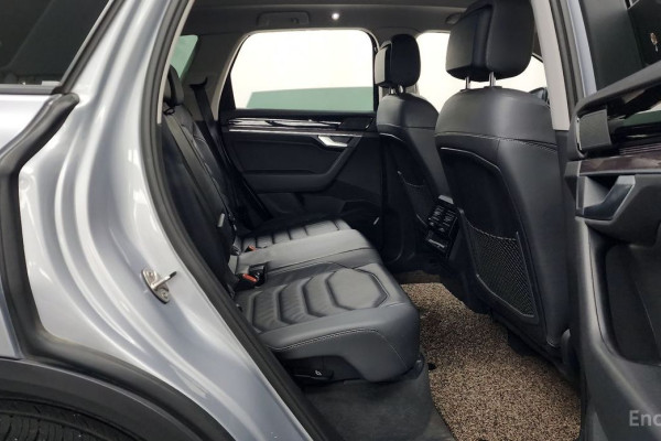 2020 Volkswagen Touareg с пробегом 60 389 км