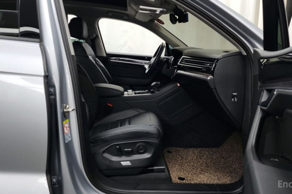 2020 Volkswagen Touareg с пробегом 60 389 км