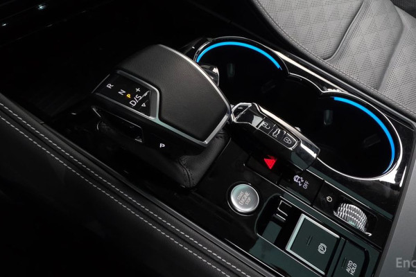 2024 Volkswagen Touareg с пробегом 5 157 км