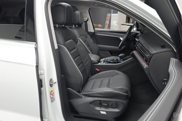 2024 Volkswagen Touareg с пробегом 5 157 км