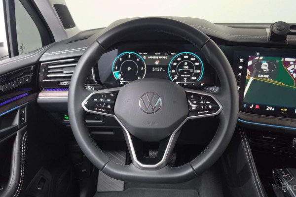 2024 Volkswagen Touareg с пробегом 5 157 км