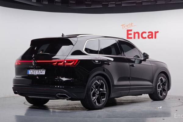 2024 Volkswagen Touareg с пробегом 26 290 км