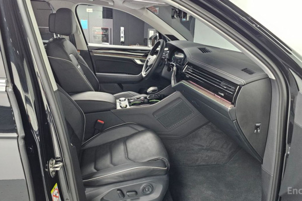 2024 Volkswagen Touareg с пробегом 26 290 км