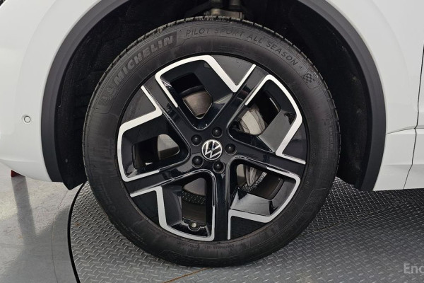 2024 Volkswagen Touareg с пробегом 18 074 км