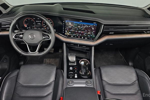 2024 Volkswagen Touareg с пробегом 18 074 км