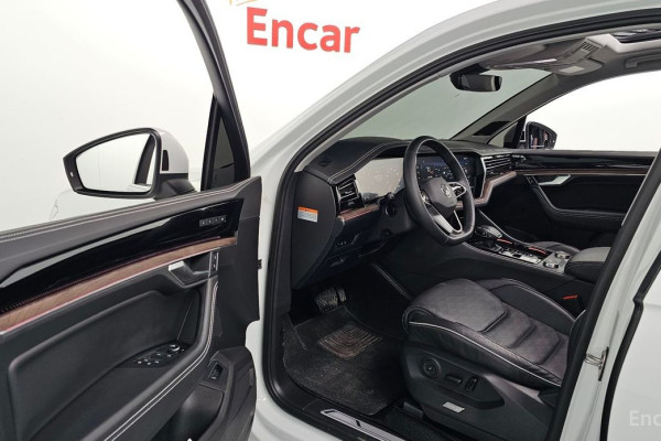 2024 Volkswagen Touareg с пробегом 18 074 км