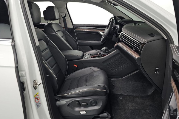 2024 Volkswagen Touareg с пробегом 18 074 км