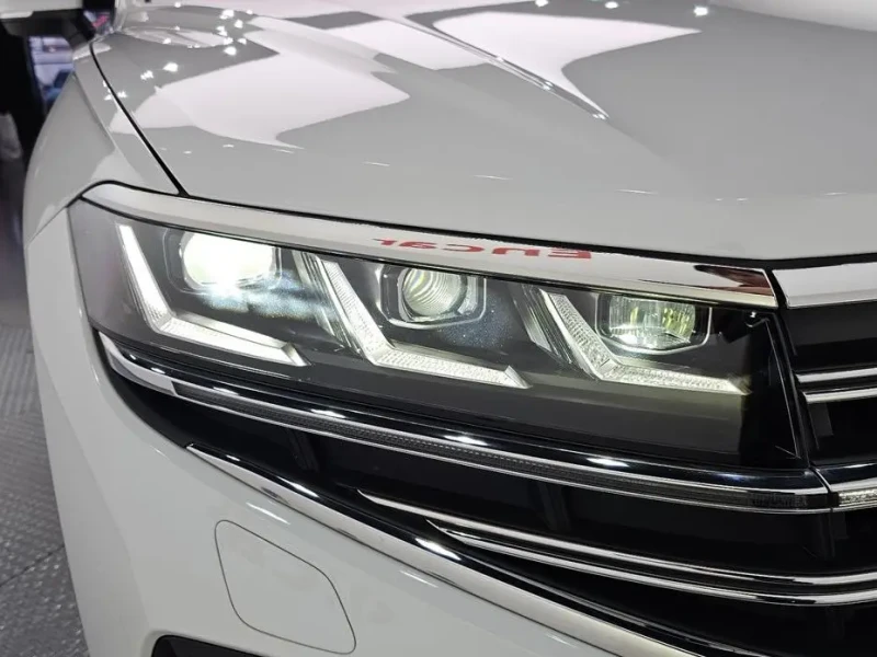 2024 Volkswagen Touareg с пробегом 18 074 км