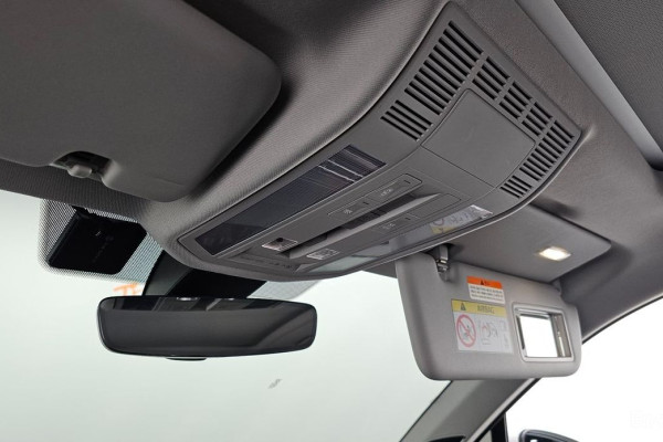 2024 Volkswagen Touareg с пробегом 18 074 км