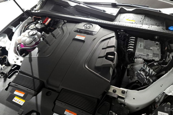 2025 Volkswagen Touareg с пробегом 2 177 км