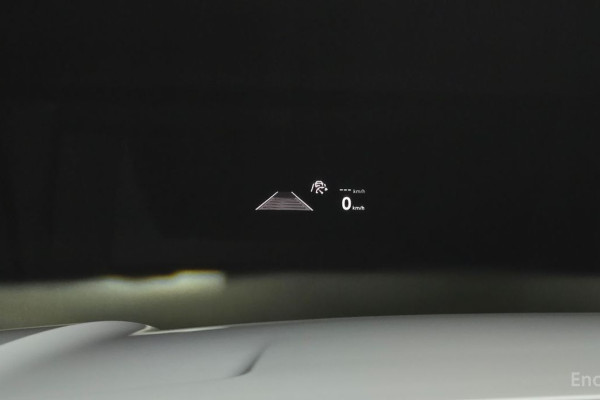 2025 Volkswagen Touareg с пробегом 2 177 км