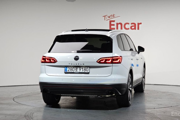 2023 Volkswagen Touareg с пробегом 96 565 км