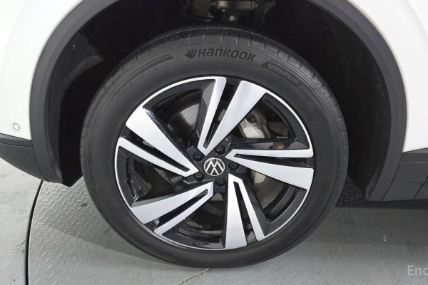 2023 Volkswagen Touareg с пробегом 96 565 км