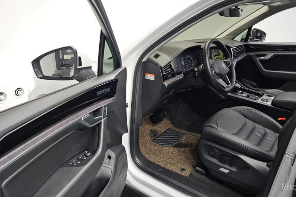 2023 Volkswagen Touareg с пробегом 96 565 км