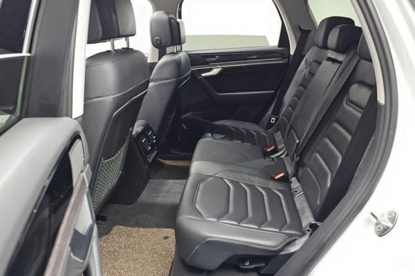 2023 Volkswagen Touareg с пробегом 96 565 км