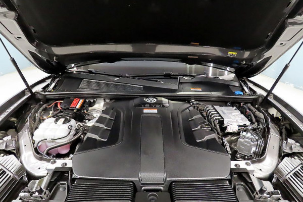 2023 Volkswagen Touareg с пробегом 37 924 км