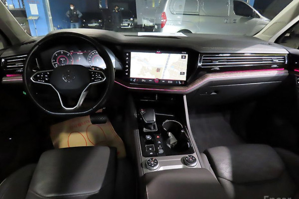 2023 Volkswagen Touareg с пробегом 37 924 км