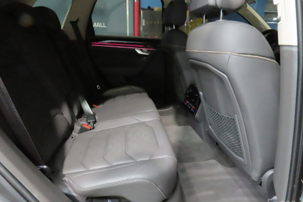 2023 Volkswagen Touareg с пробегом 37 924 км