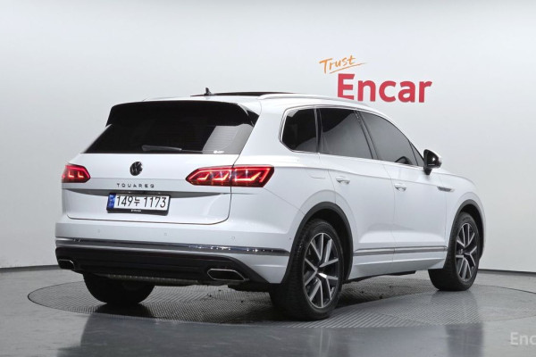 2023 Volkswagen Touareg с пробегом 76 023 км
