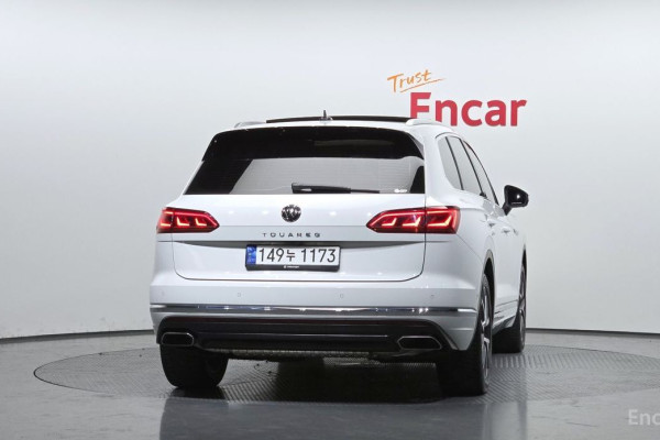 2023 Volkswagen Touareg с пробегом 76 023 км