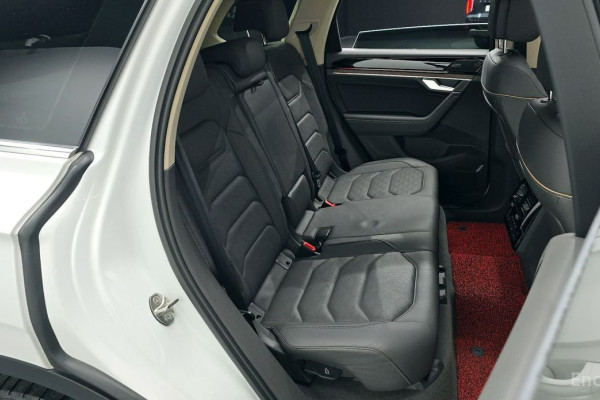 2023 Volkswagen Touareg с пробегом 76 023 км