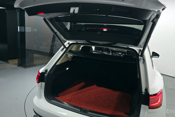 2023 Volkswagen Touareg с пробегом 76 023 км