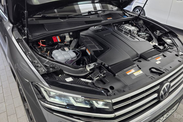 2025 Volkswagen Touareg с пробегом 7 536 км