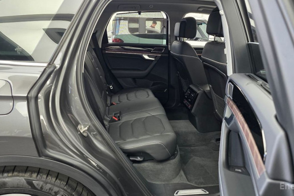 2025 Volkswagen Touareg с пробегом 7 536 км