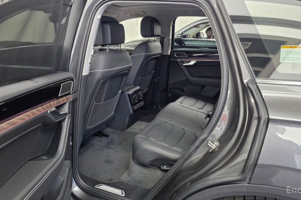 2025 Volkswagen Touareg с пробегом 7 536 км