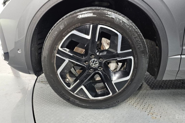 2024 Volkswagen Touareg с пробегом 31 504 км