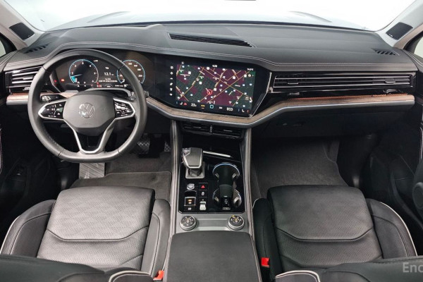 2024 Volkswagen Touareg с пробегом 31 504 км