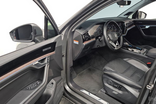 2024 Volkswagen Touareg с пробегом 31 504 км