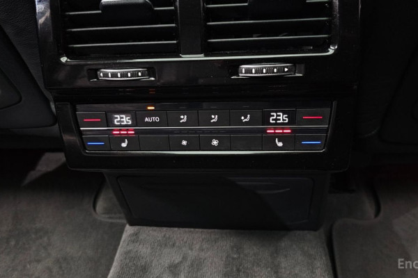 2024 Volkswagen Touareg с пробегом 31 504 км