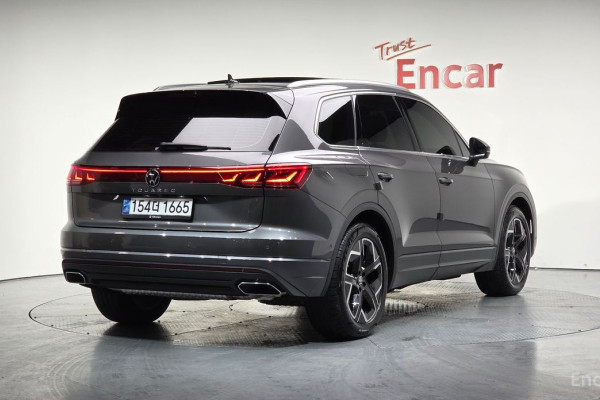 2024 Volkswagen Touareg с пробегом 10 174 км