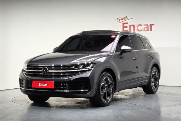 2024 Volkswagen Touareg с пробегом 10 174 км