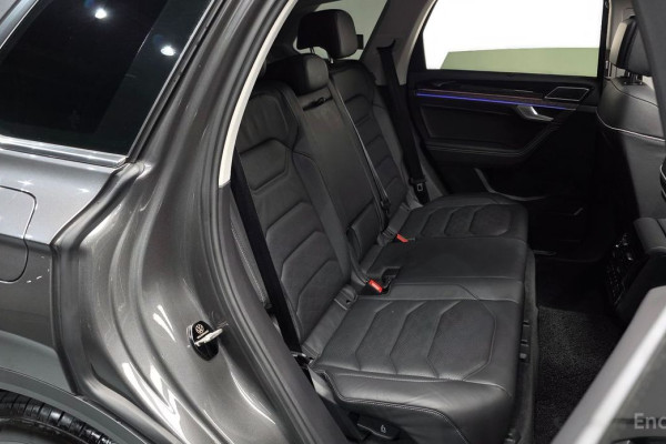 2024 Volkswagen Touareg с пробегом 10 174 км