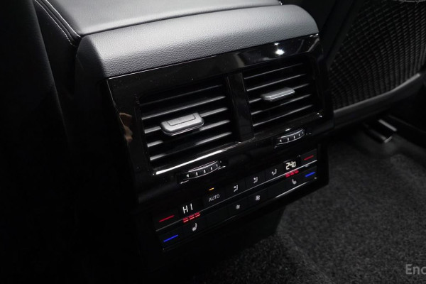 2024 Volkswagen Touareg с пробегом 10 174 км