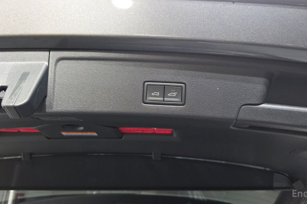 2024 Volkswagen Touareg с пробегом 10 174 км