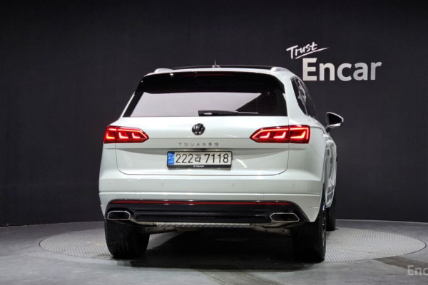 2023 Volkswagen Touareg с пробегом 28 984 км